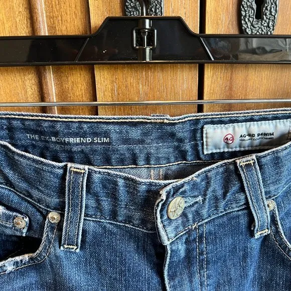 AG Ex-Boyfriend Slim Jeans Size 27‎