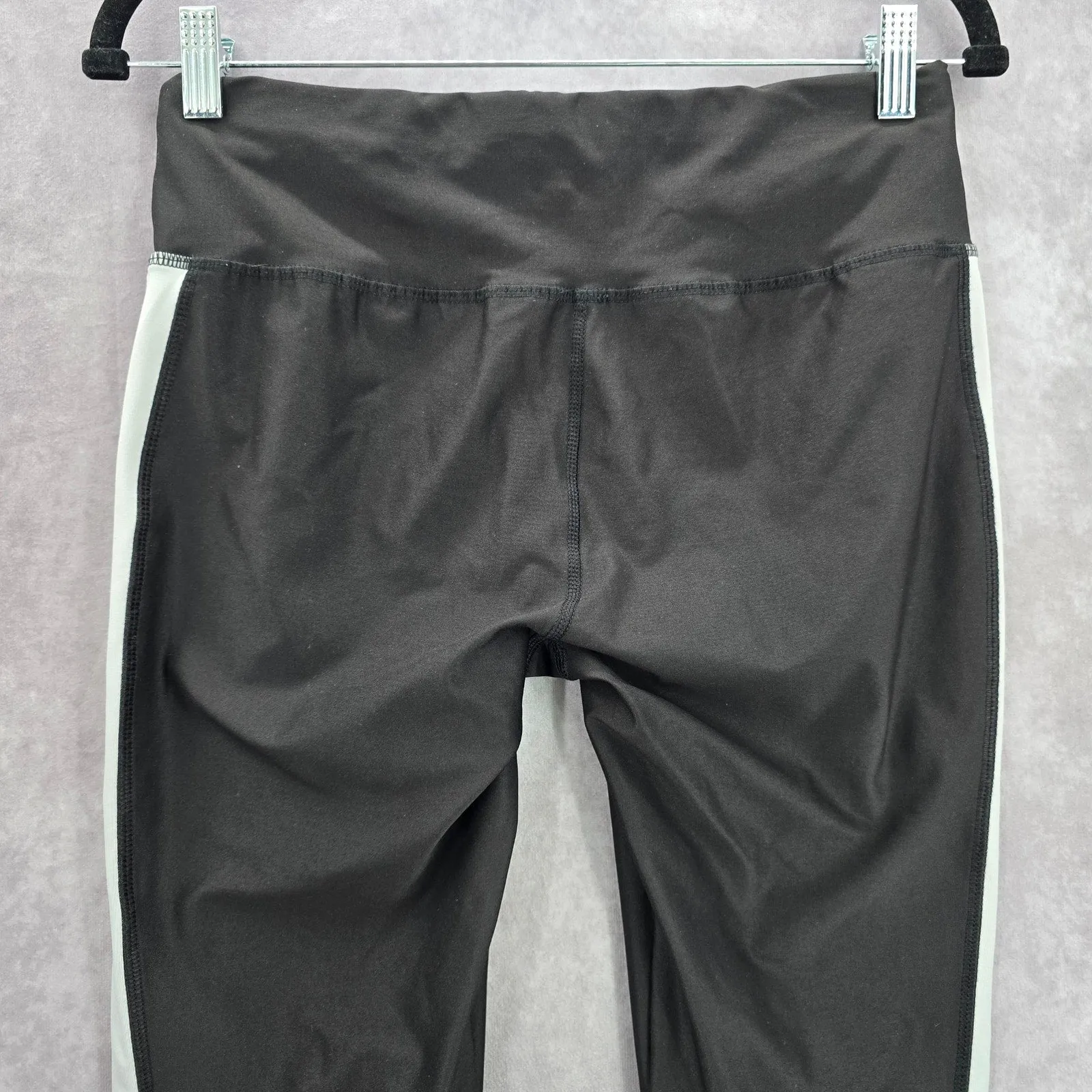 Athletic Works Black Cropped Stripe Activewear Legging Yoga Pants Bottoms Medium