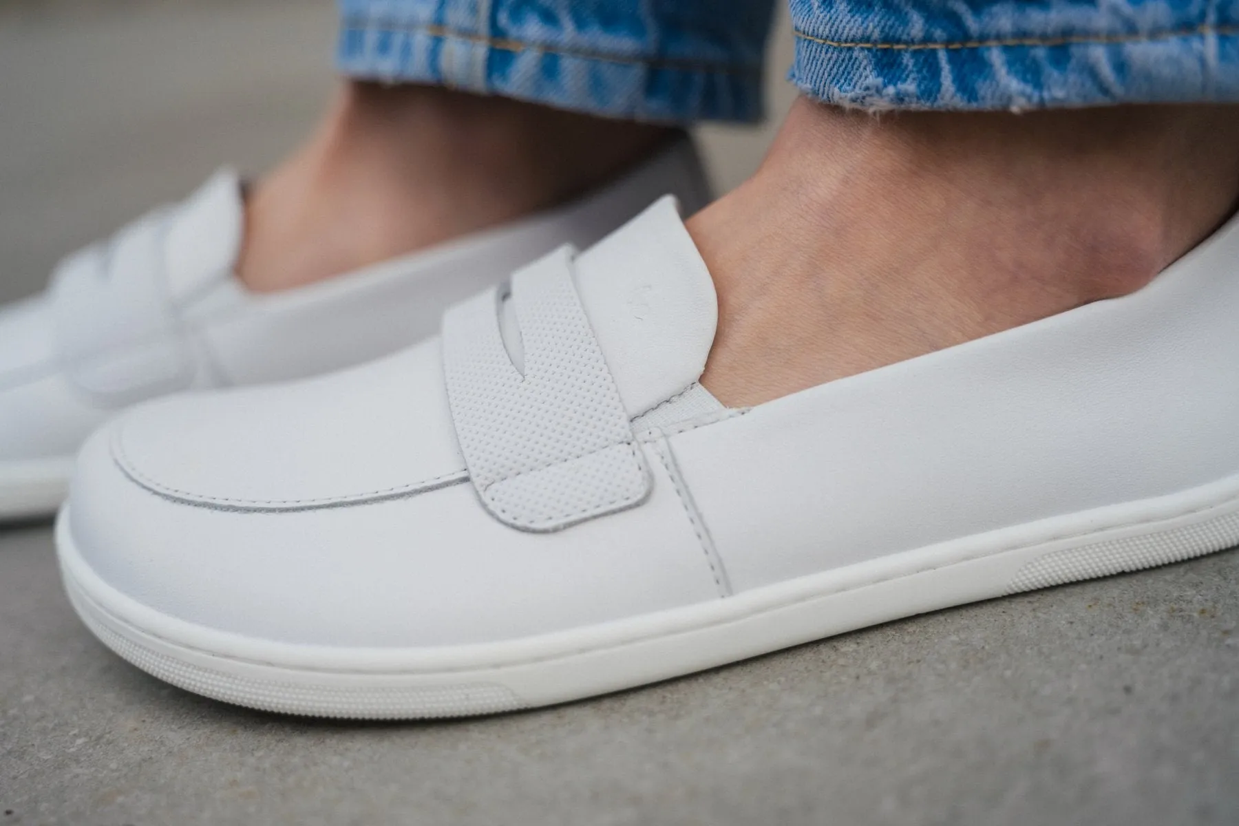 Barefoot Moccasins Be Lenka Buena - All White (UNISEX)