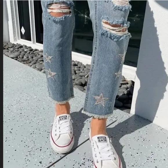 Blank NYC Ludlow Star Child Cropped High Rise Boyfriend Jeans Women’s NW…