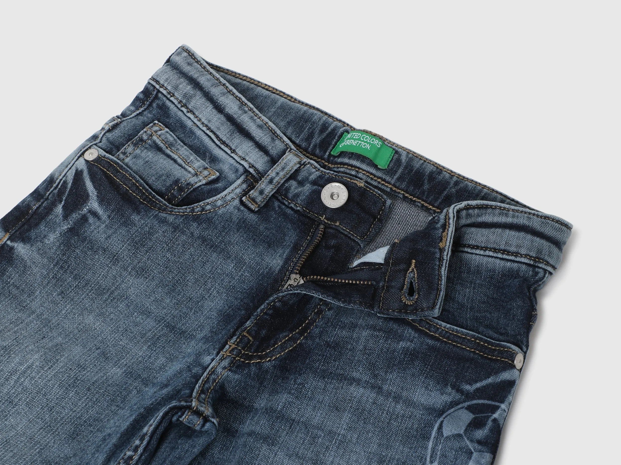 Boys Solid Straight Fit Jeans