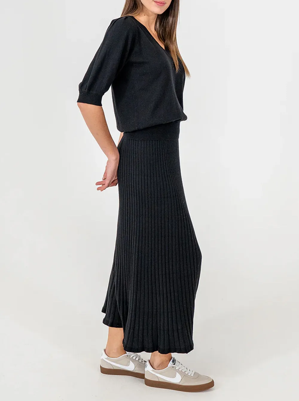 Evita Short Sleeve Knit - Black