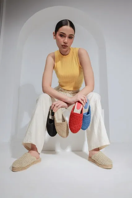 Flat Sole Slip-On Clogs-Red