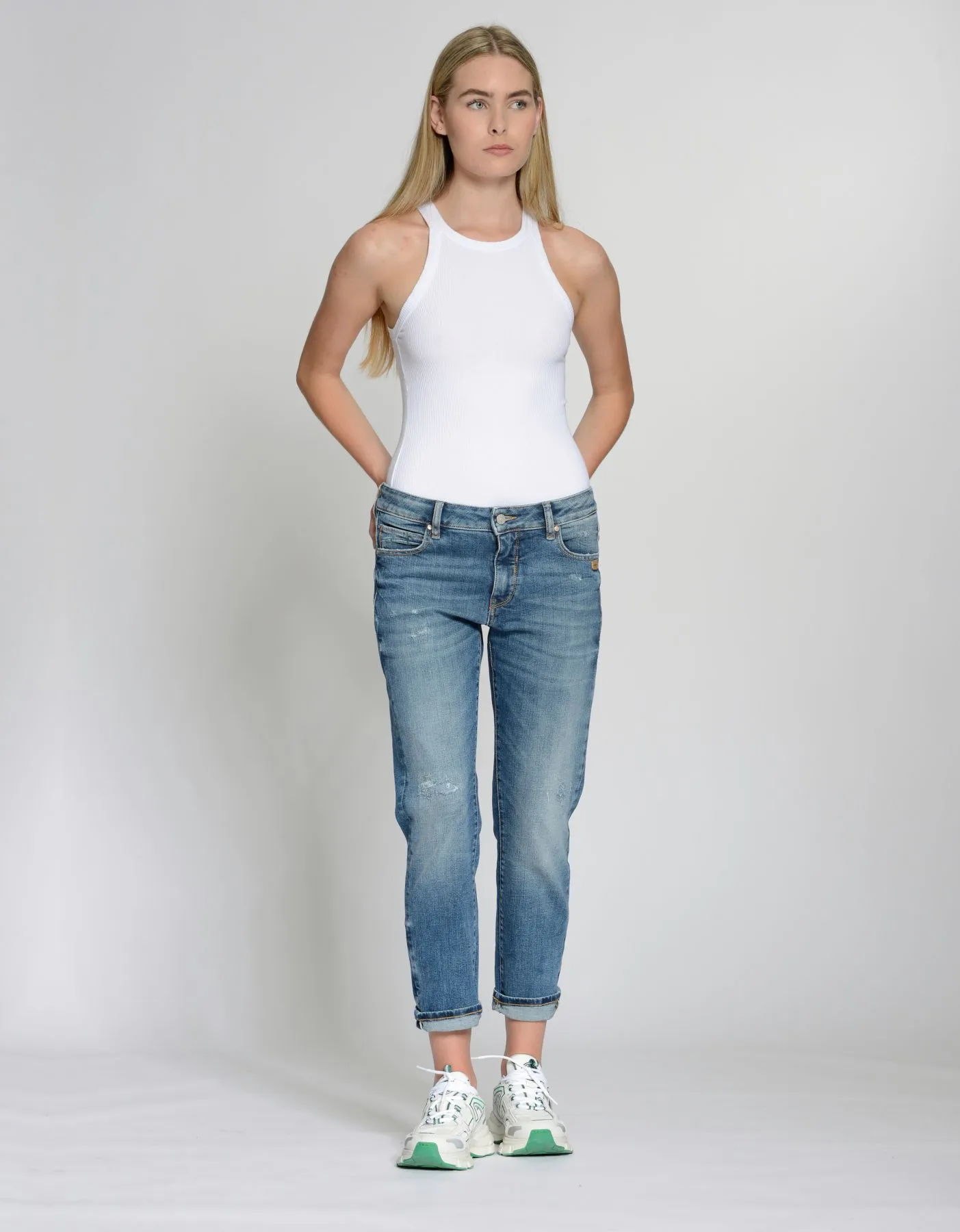 GANG 94NADIA Cropped boyfriend fit