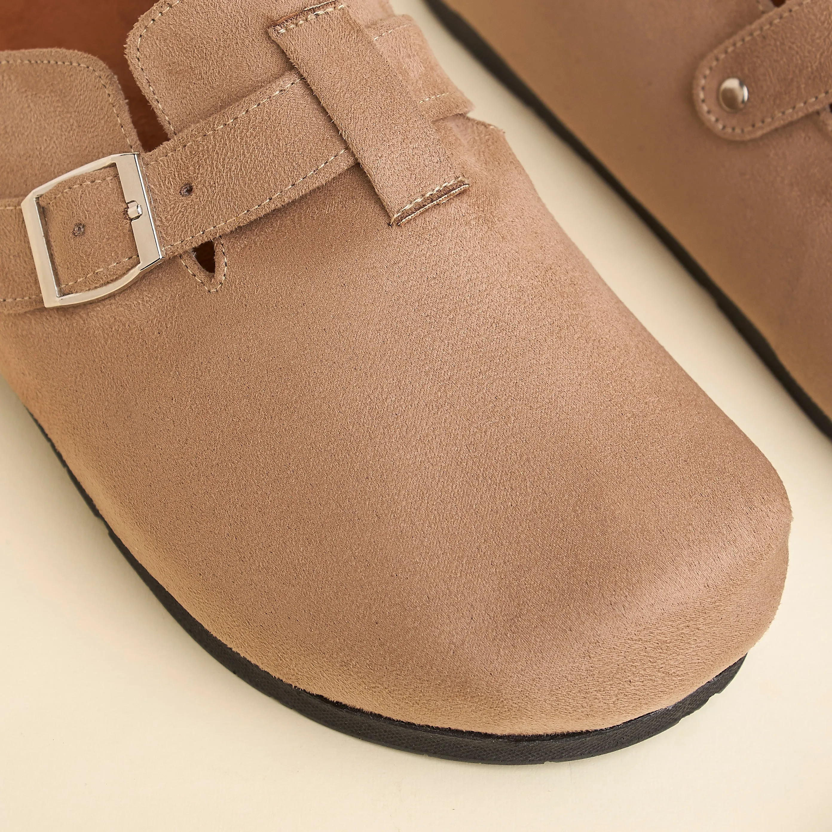 Glamy Clogs (Suede)