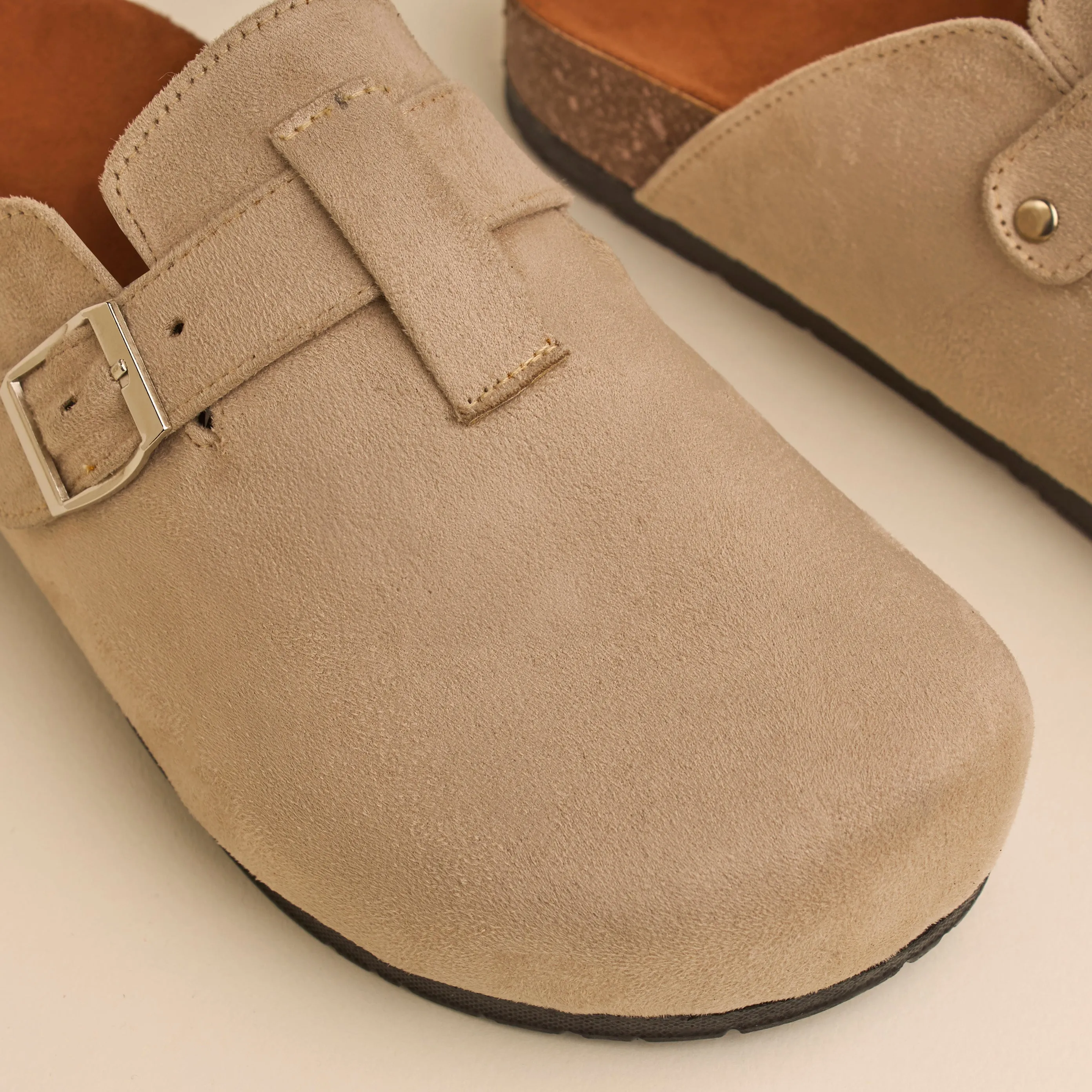 Glamy Clogs (Suede)