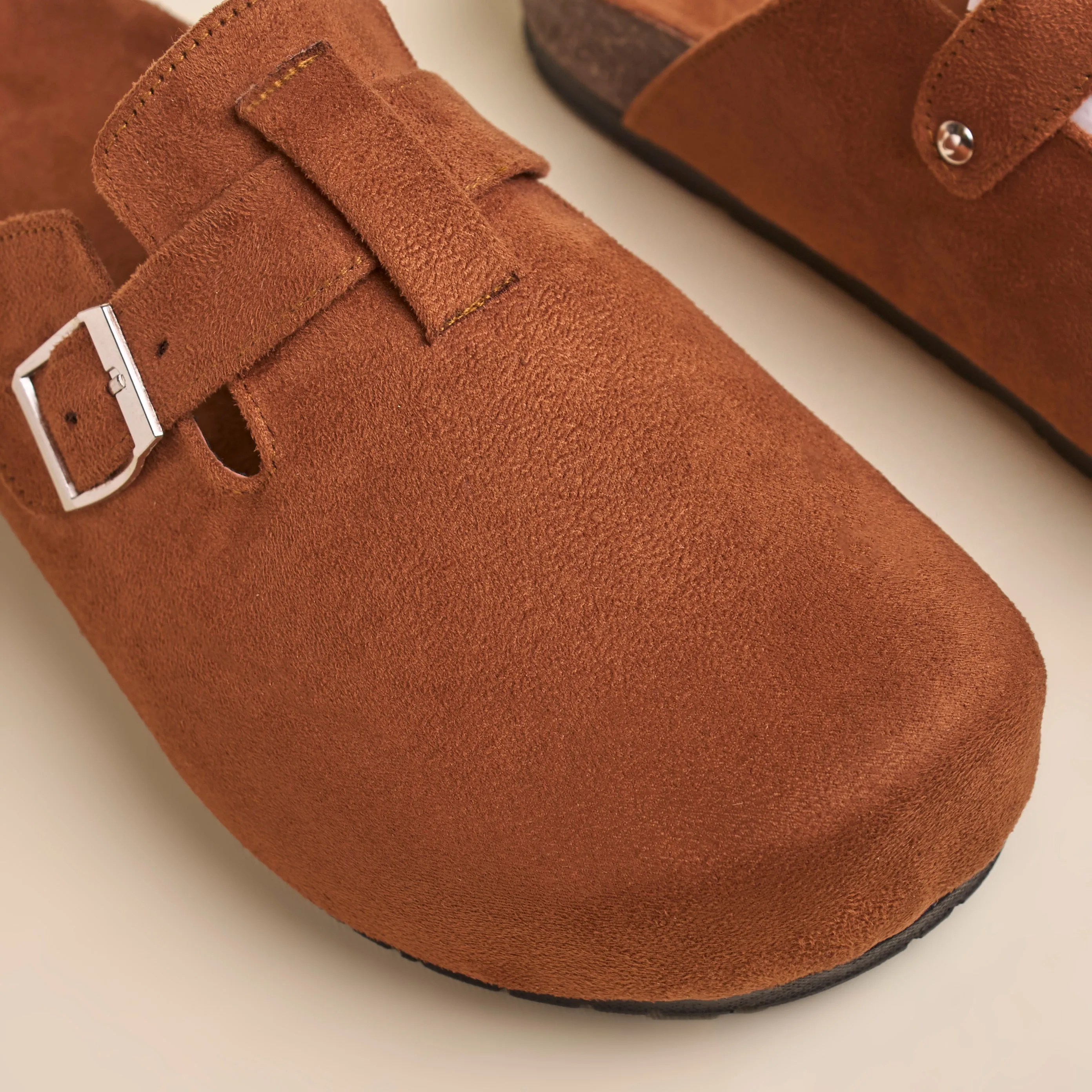 Glamy Clogs (Suede)