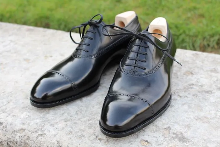 Handmade Black Brogue Dress Shoes for Men in Genuine Leather