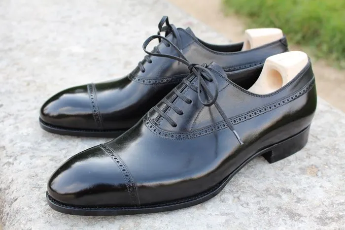 Handmade Black Brogue Dress Shoes for Men in Genuine Leather