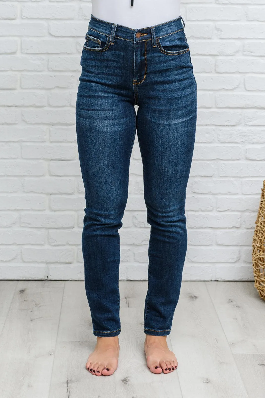 Hazel Blues® | Reba Hi-Rise Clean Relaxed Fit Jeans