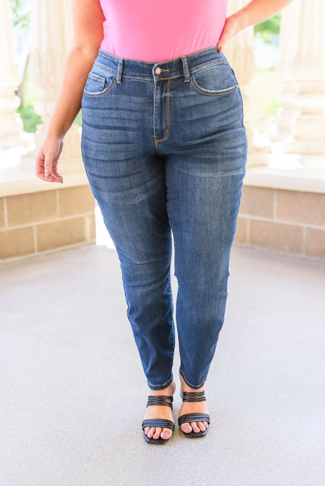 Hazel Blues® | Reba Hi-Rise Clean Relaxed Fit Jeans