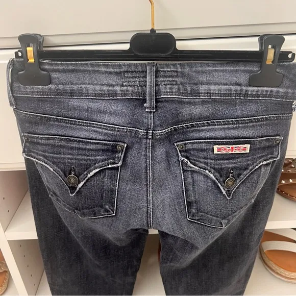 Hudson $205 Collin Midrise Distressed Dark Wash Jeans 👖