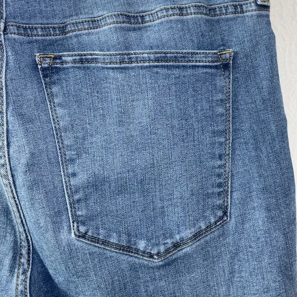 J. Crew High Rise Raw Hem Distressed‎ Skinny Jeans