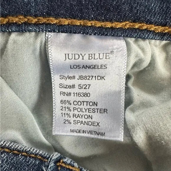 JUDY BLUE Los Angeles Relaxed Fit Distressed Women’s Jeans size 5 / 27 denim
