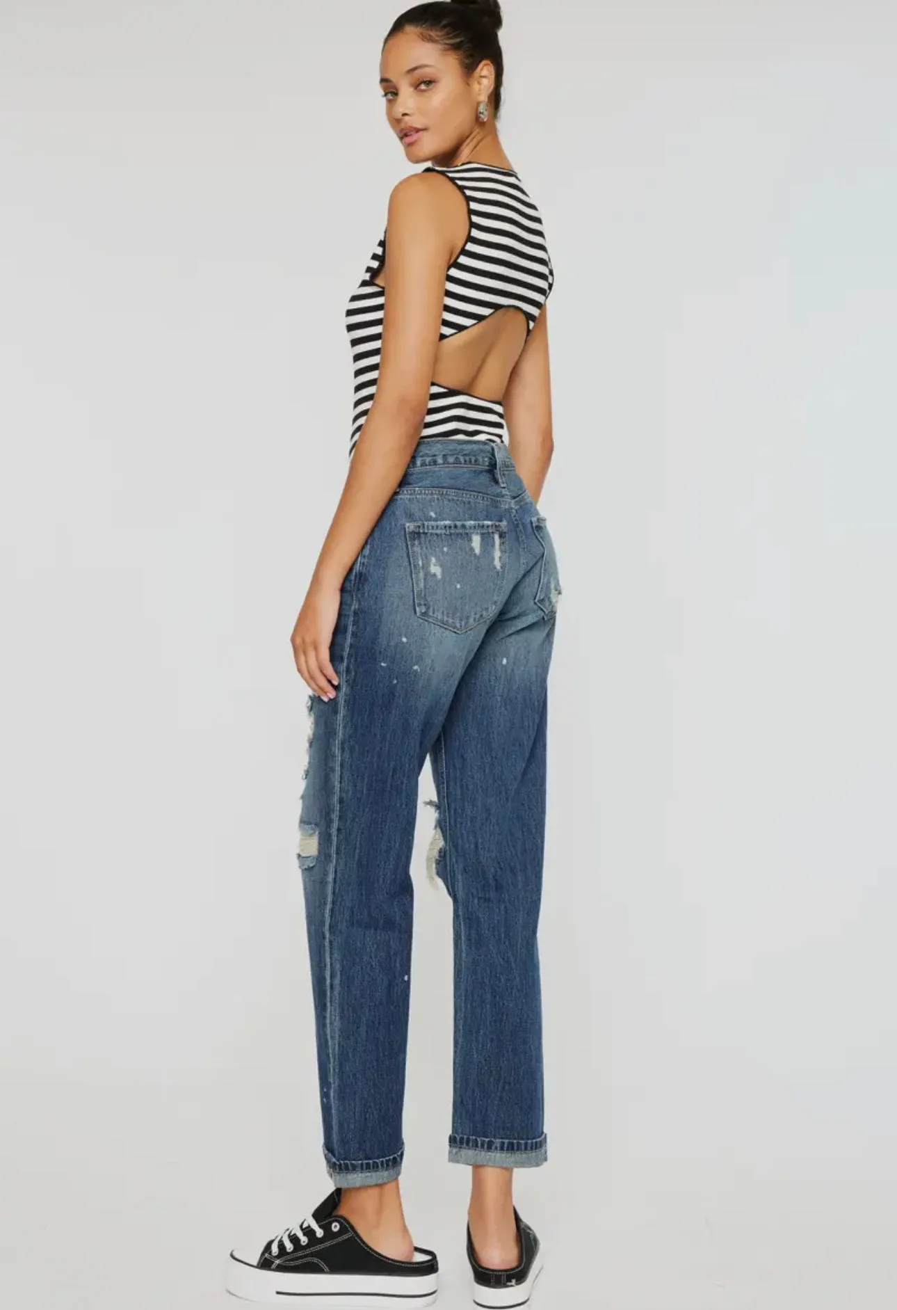 KanCan Distressed Boyfriend Cuffed Cropped Jeans
