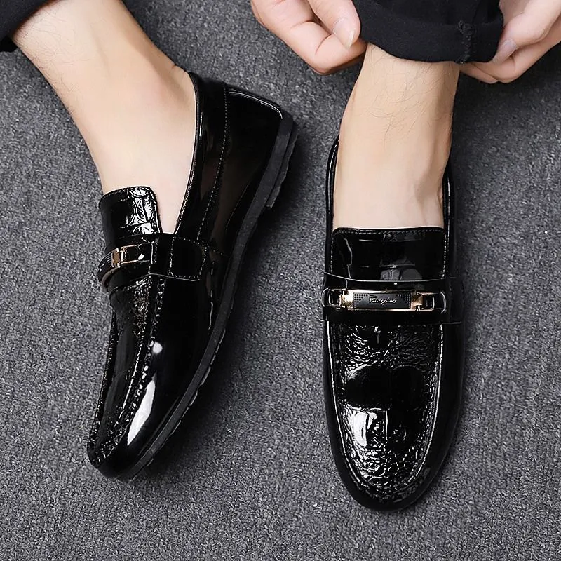 Korean style trendy moccasins men's casual leather shoes