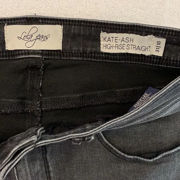Lola, Kate Ash, High Rise, Straight Leg black distressed jeans, size 31/10