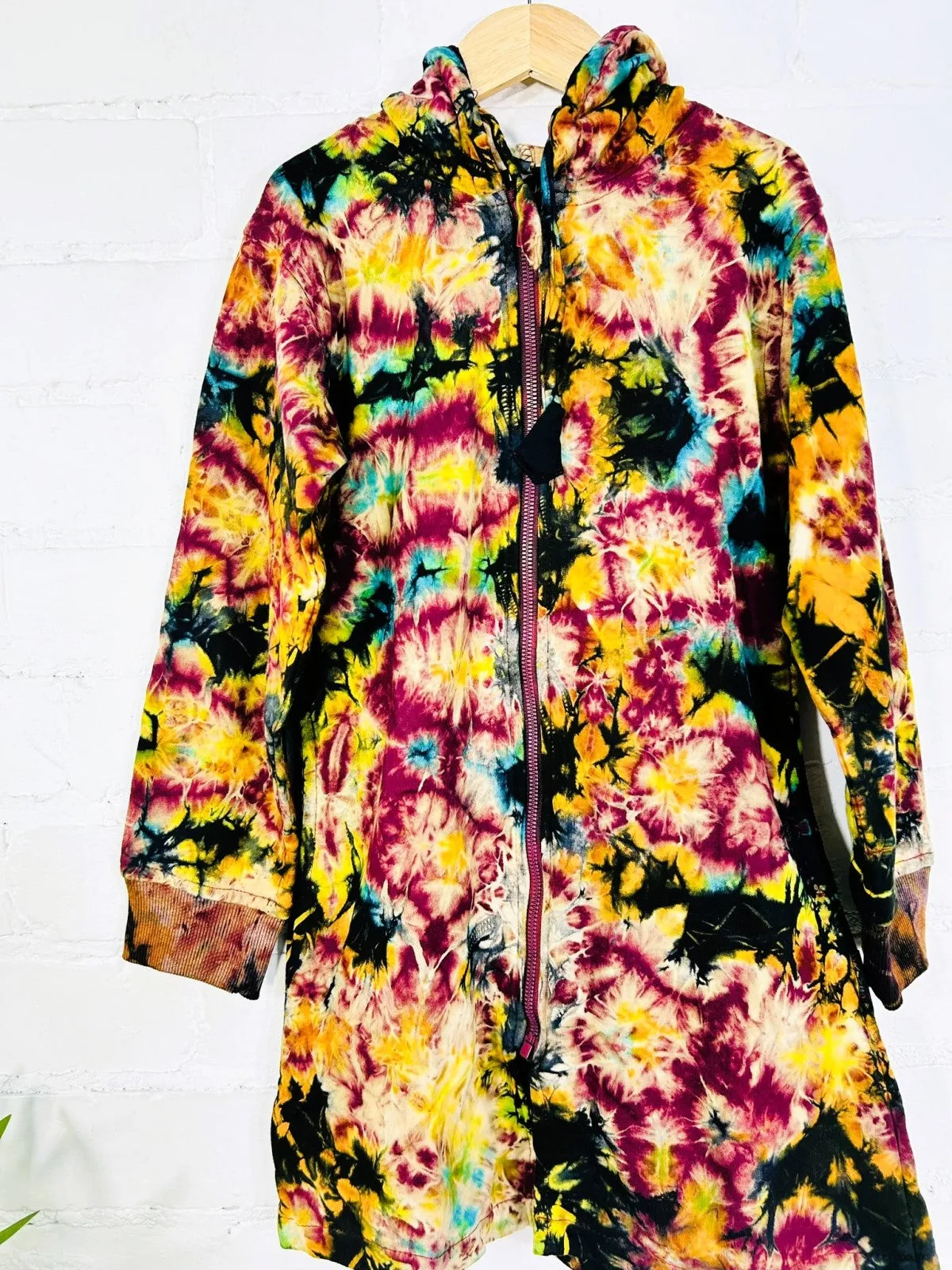 Long Zip Tie Dye Hood Top