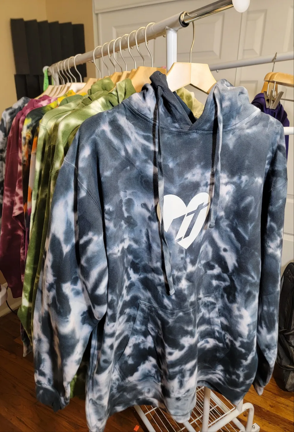 LT Unisex Tie Dye Pullover Hoodies
