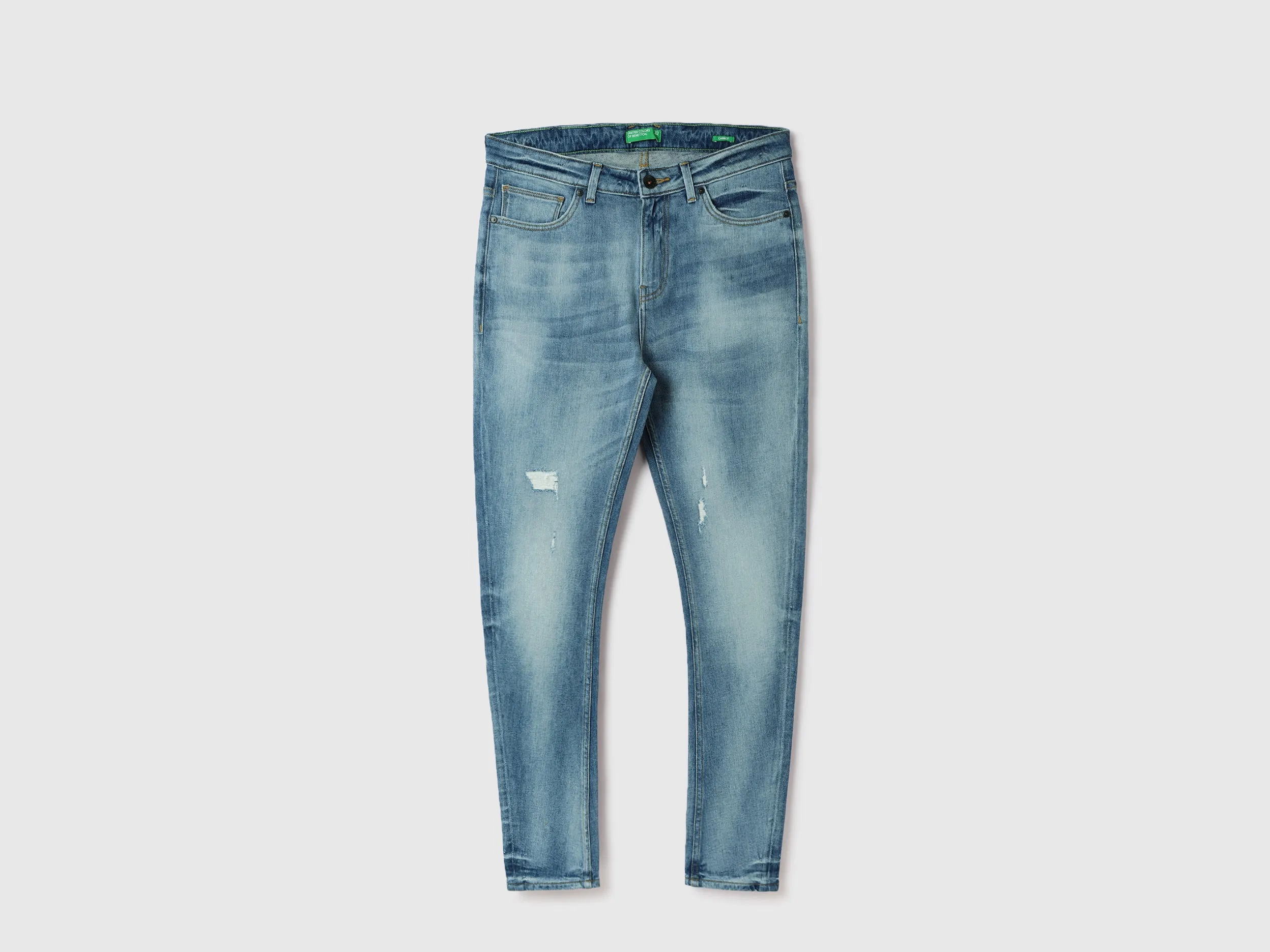 Men Solid Carrot Fit Jeans