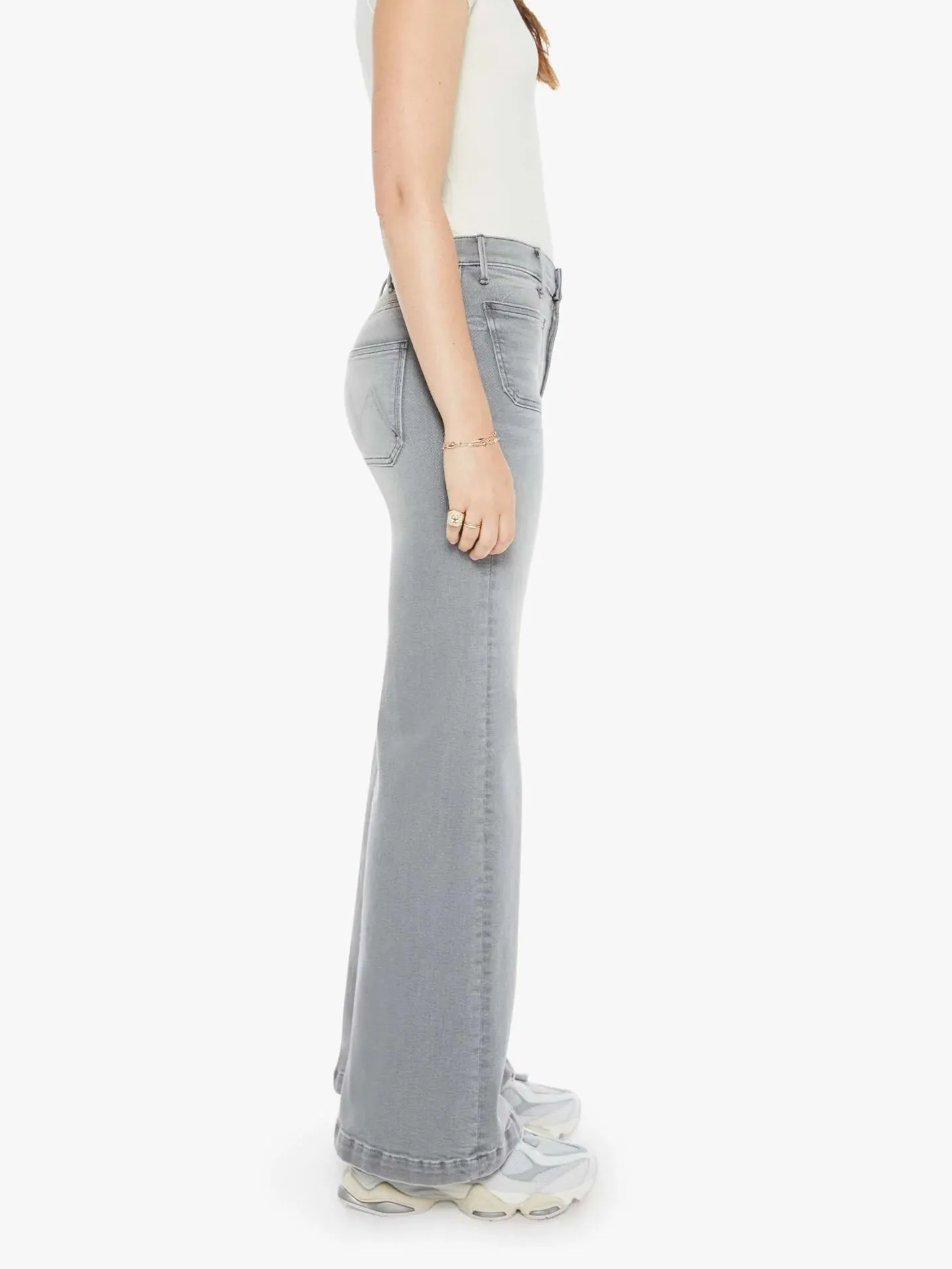 MOTHER DENIM HUSTLER ROLLER PATCH POCKET SNEAK