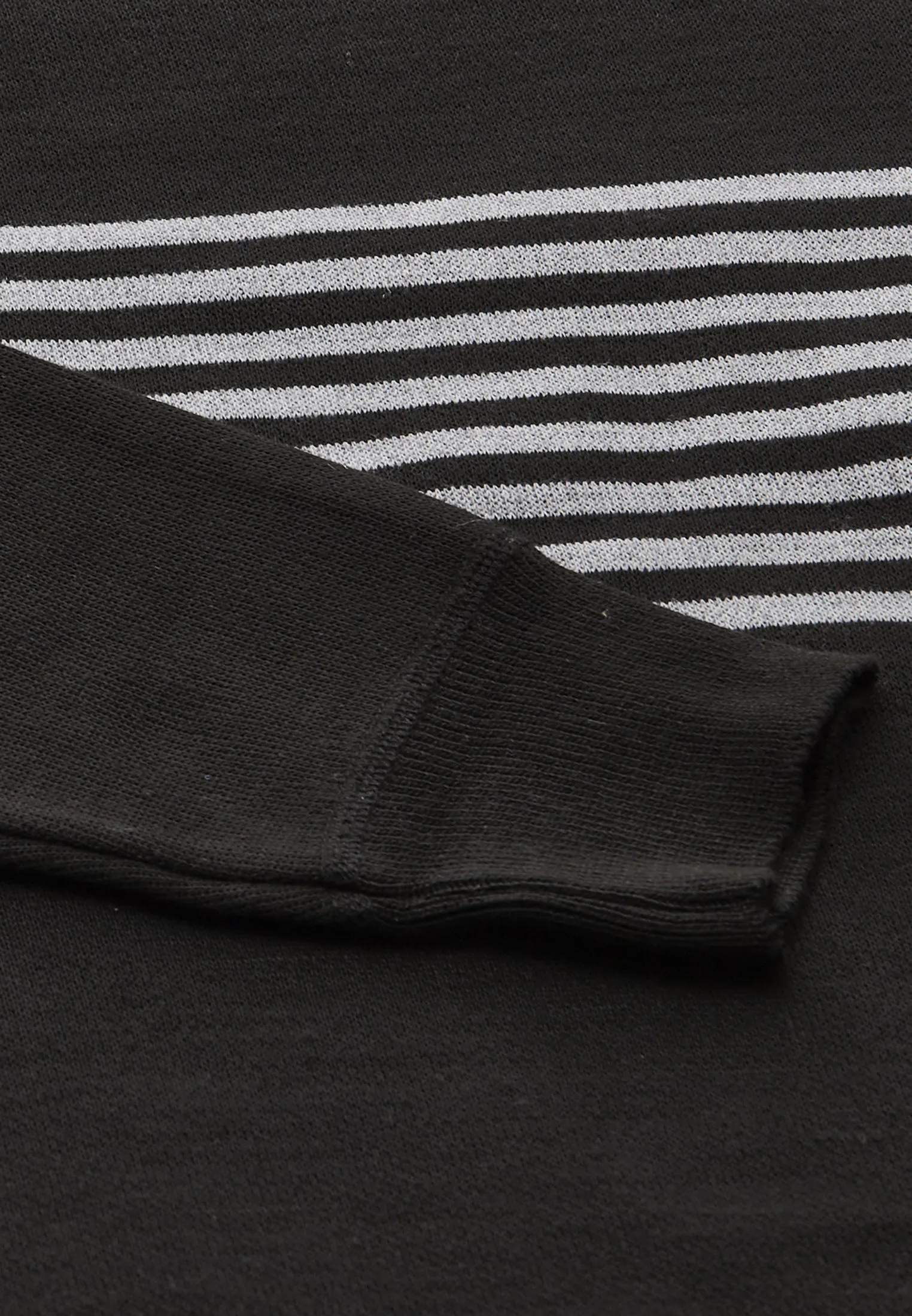 MOZZAAR Men's Pullover