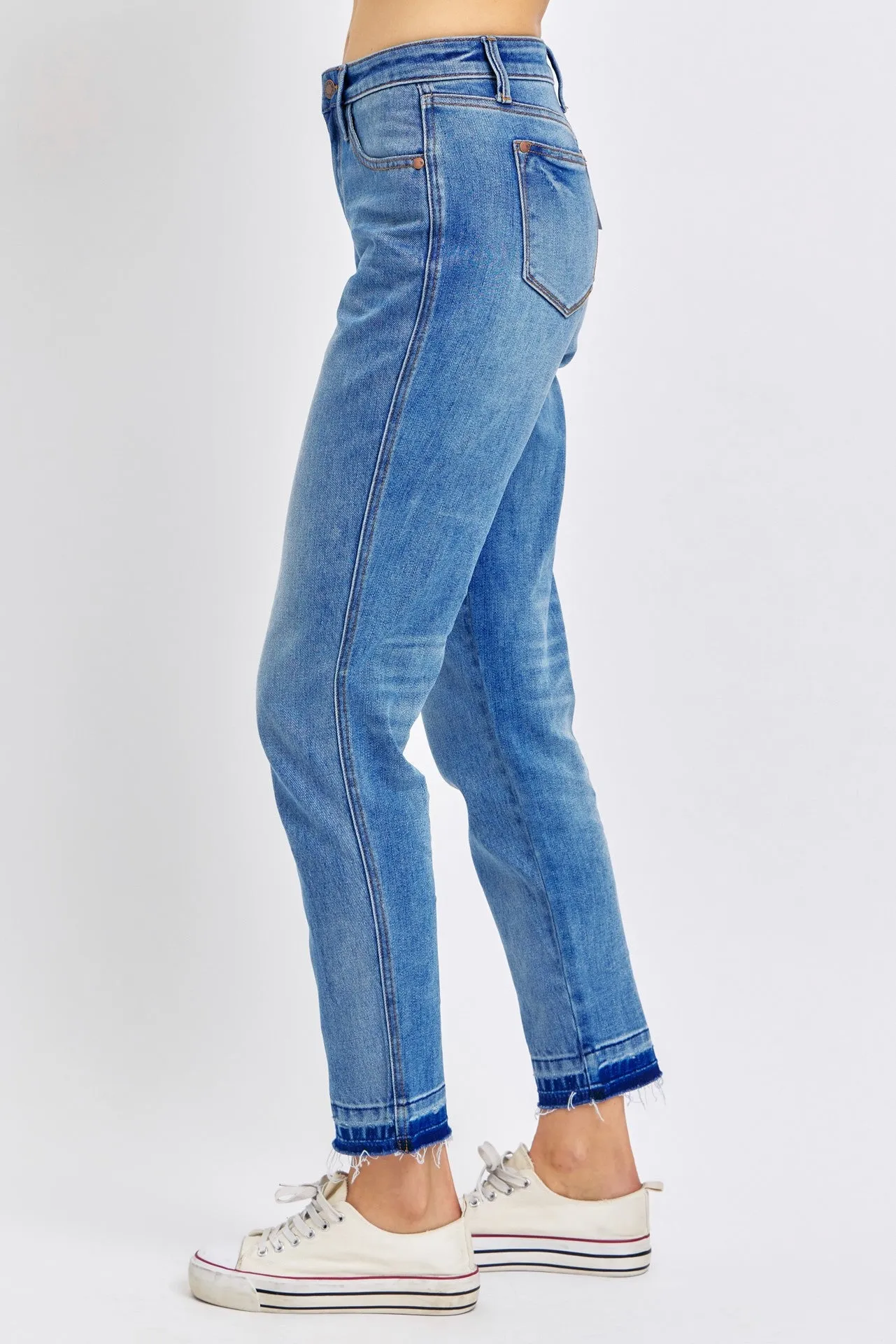 MR RIGID MAGIC RELEASE HEM BOYFRIEND JEAN BY JUDY BLUE