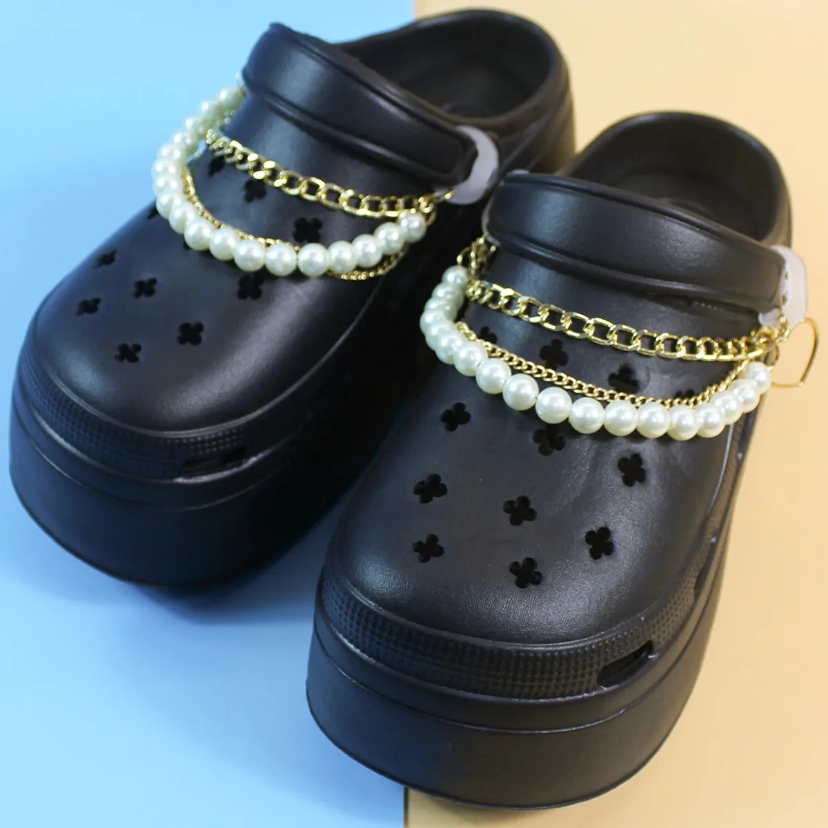 New Sandal Slippers DIY Silver Chains Clogs Women Mules Summer Beach Sandals Cave Hole Female Garden Shoe For Students Girls