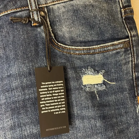 NWT Kut for the Kloth Catherine Midrise Boyfriend size 14 jeans