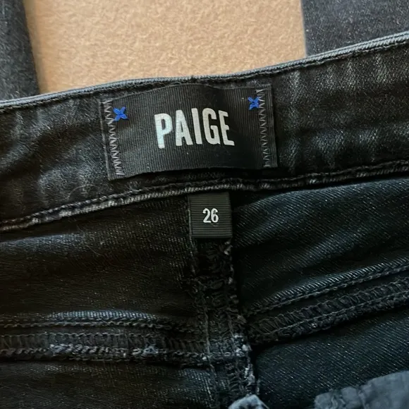PAIGE Transcend Roxxi Zipper TeethSkinny Jeans in black fog - Size 26
