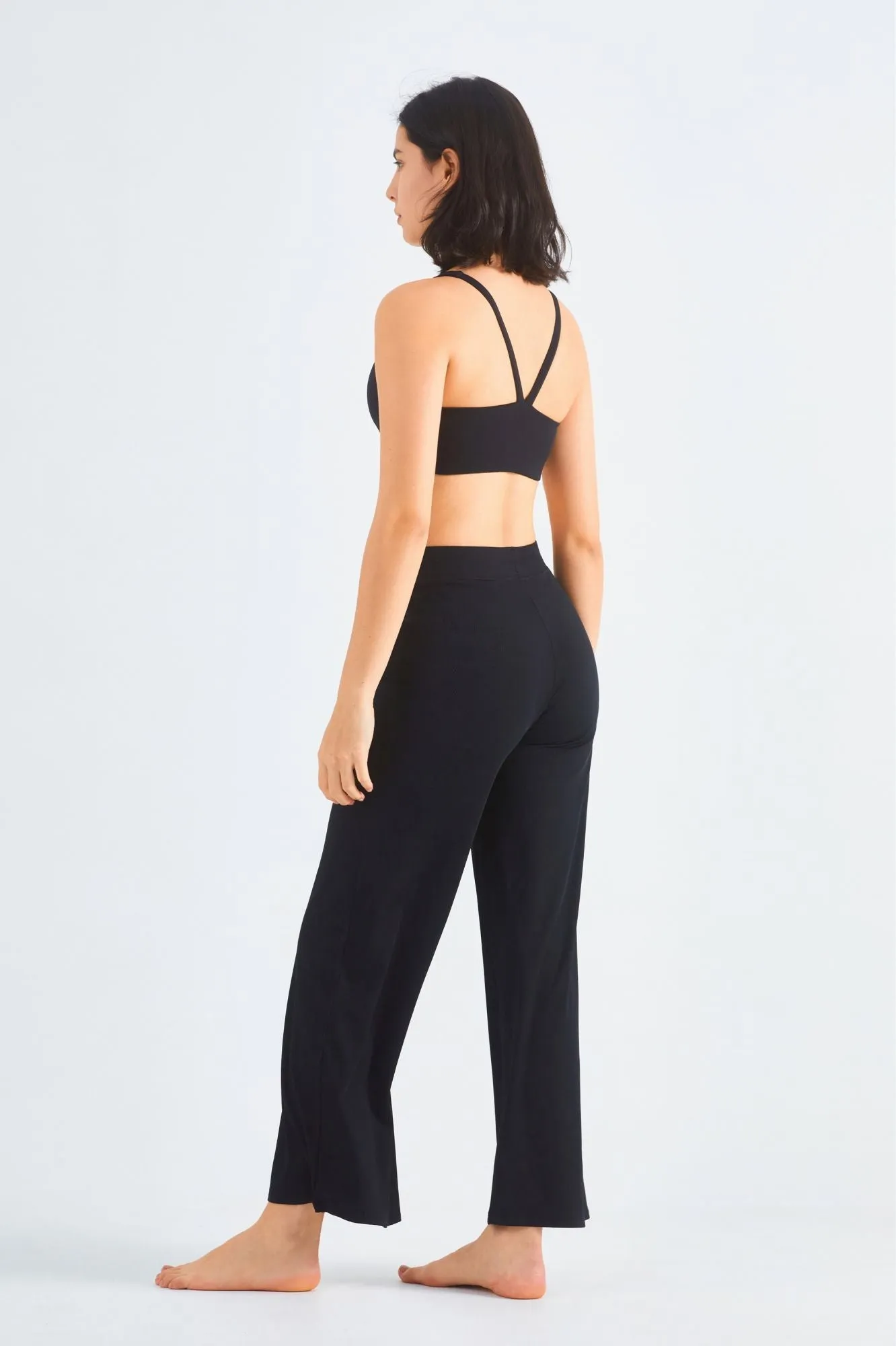 Ribbed Y-Back Sports Bra & Wide-Leg Yoga Pants Set
