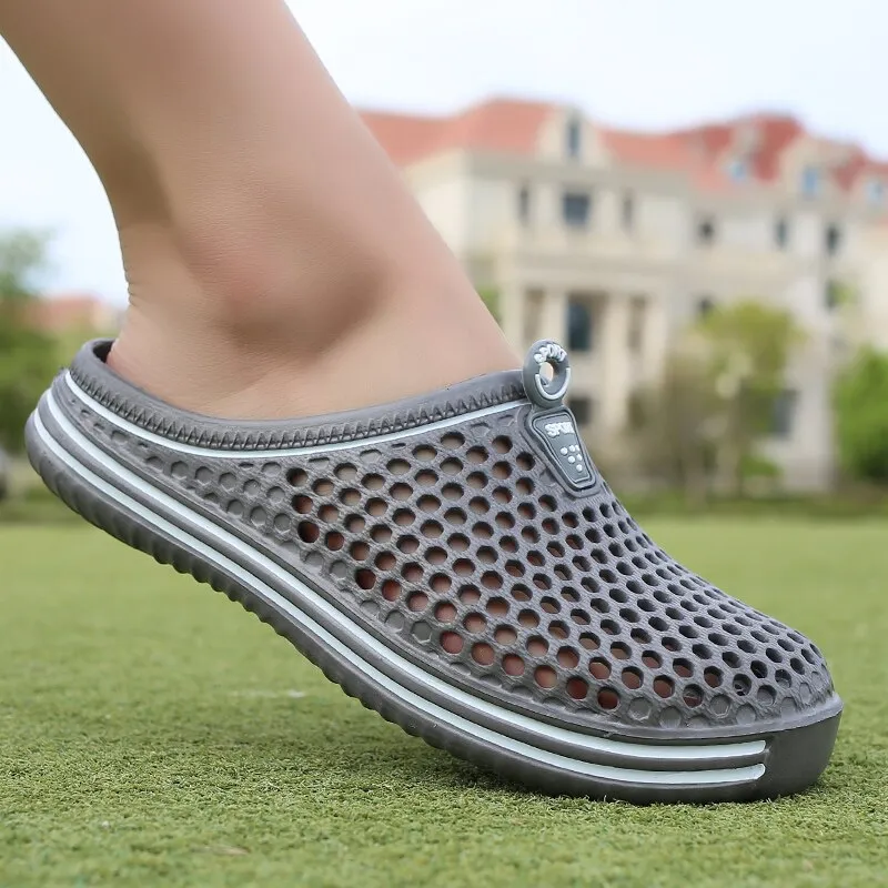 Slippers Cutout Clogs Shoes Fashion Men Women Garden Convenience Bathroom Slippers Non-slip Beach Sandals