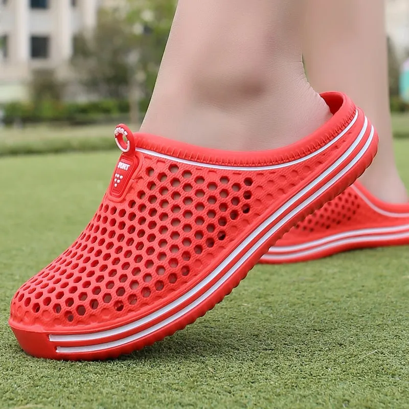 Slippers Cutout Clogs Shoes Fashion Men Women Garden Convenience Bathroom Slippers Non-slip Beach Sandals