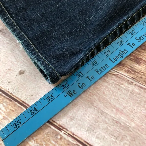 True Religion Johnny Jeans size 28 - euc‎