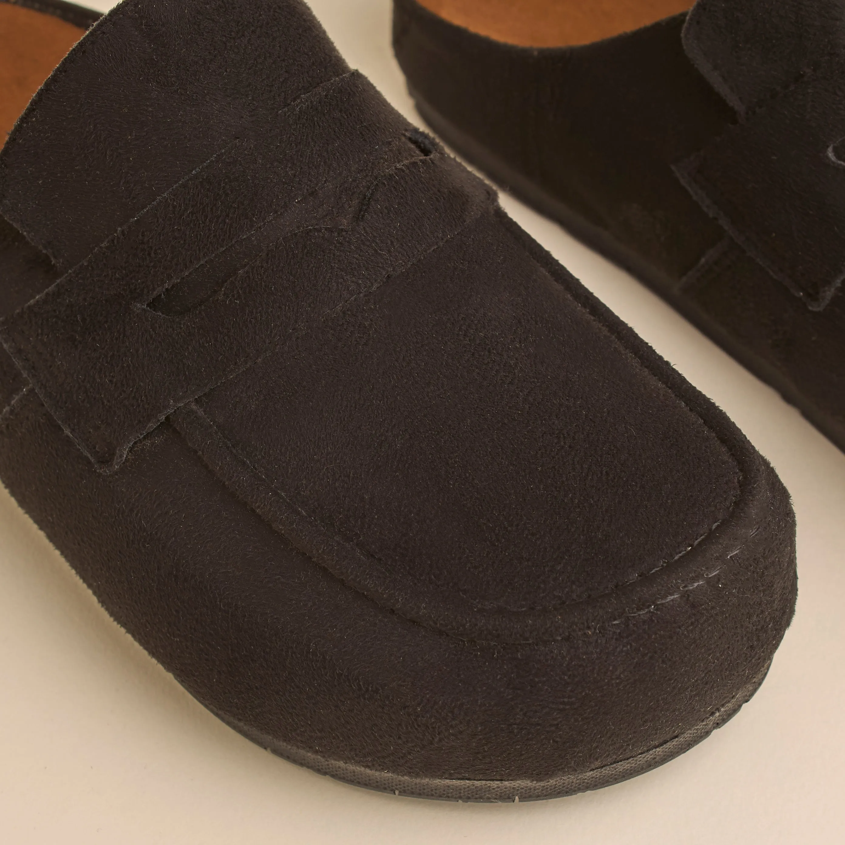 Veloura Clogs (Suede)