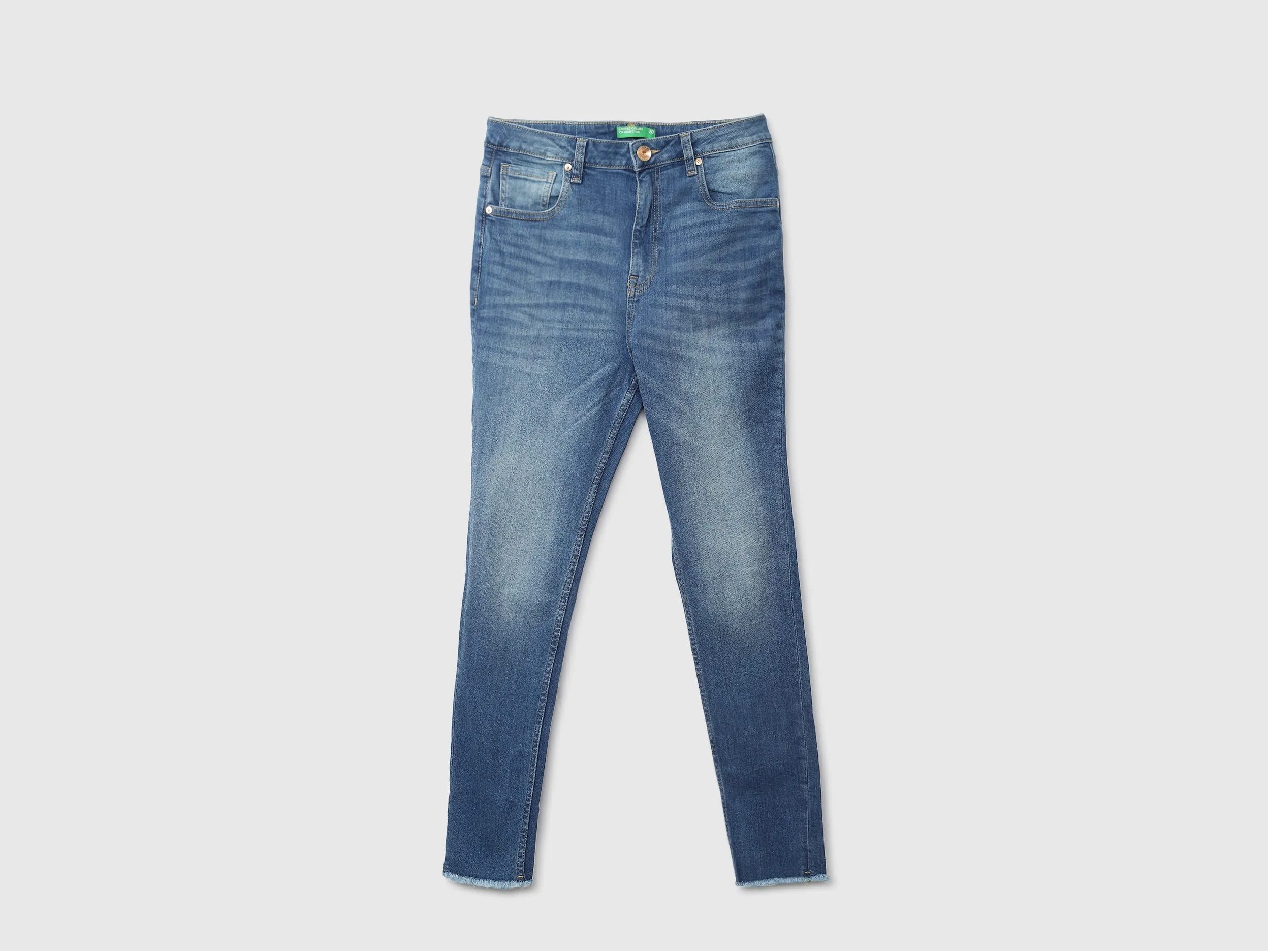 Women Solid Skinny Fit Jeans