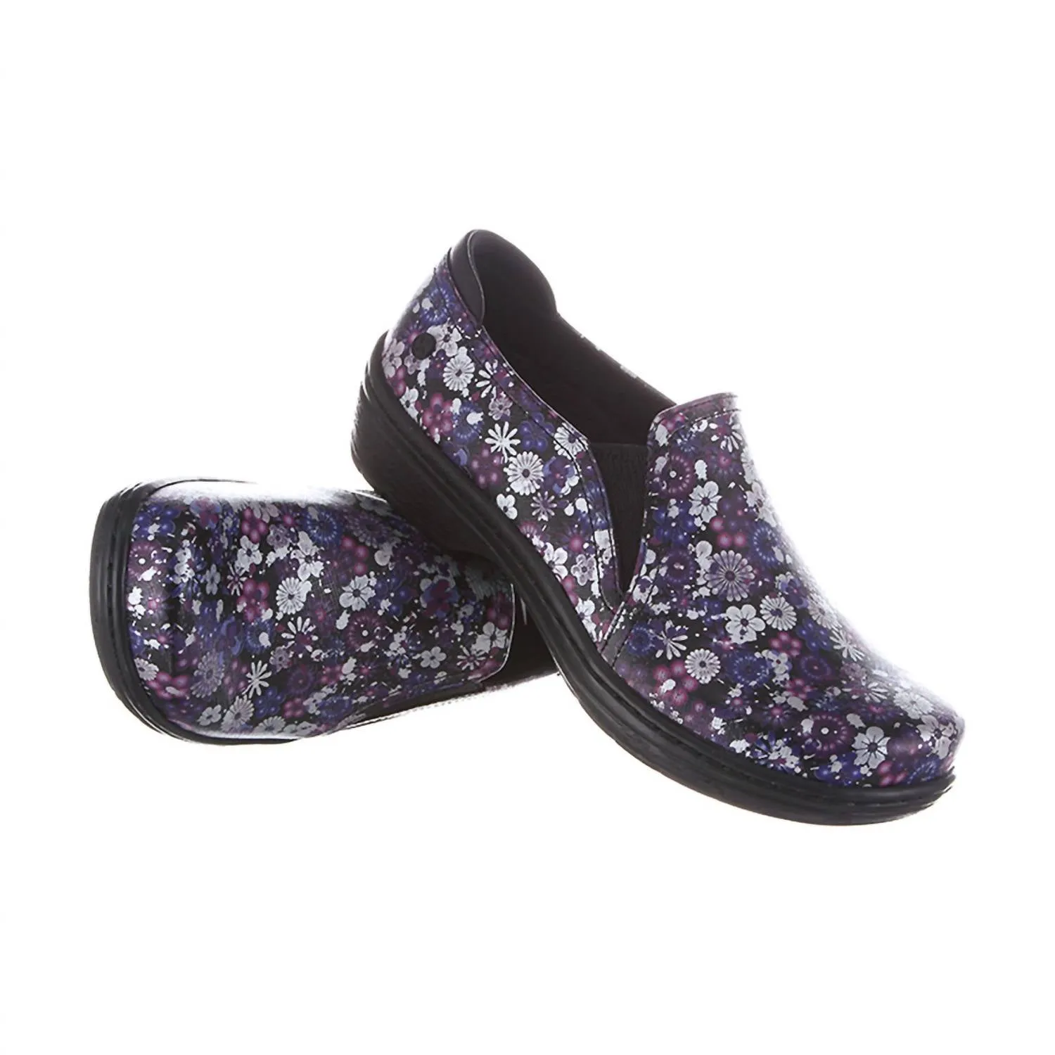 Women's Moxy Clog In Night Garden Patent