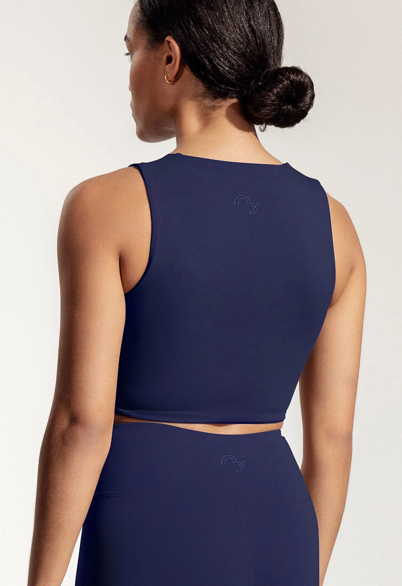 Yoga Top "Amber" in dark blue