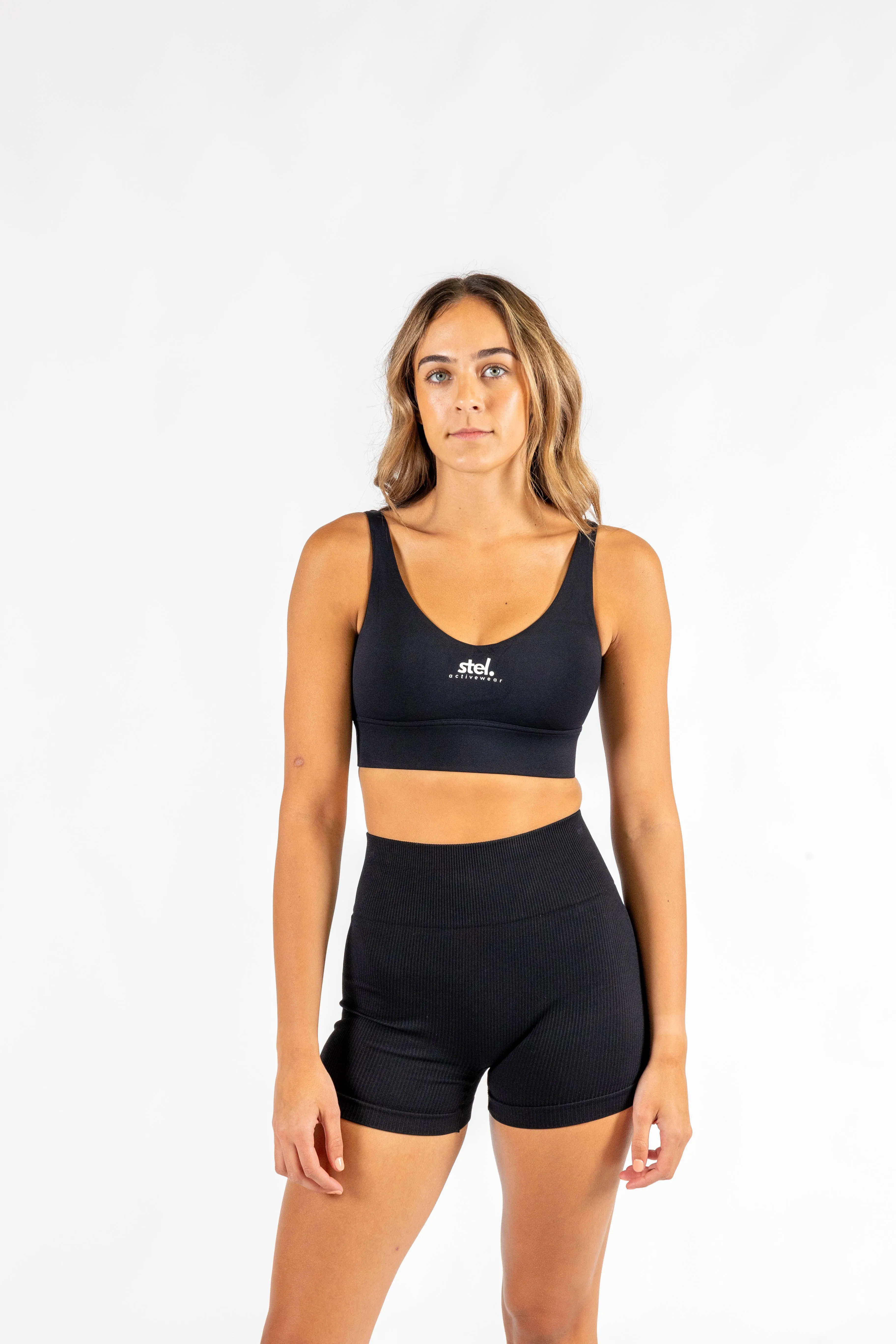 Zee Ribbed Short